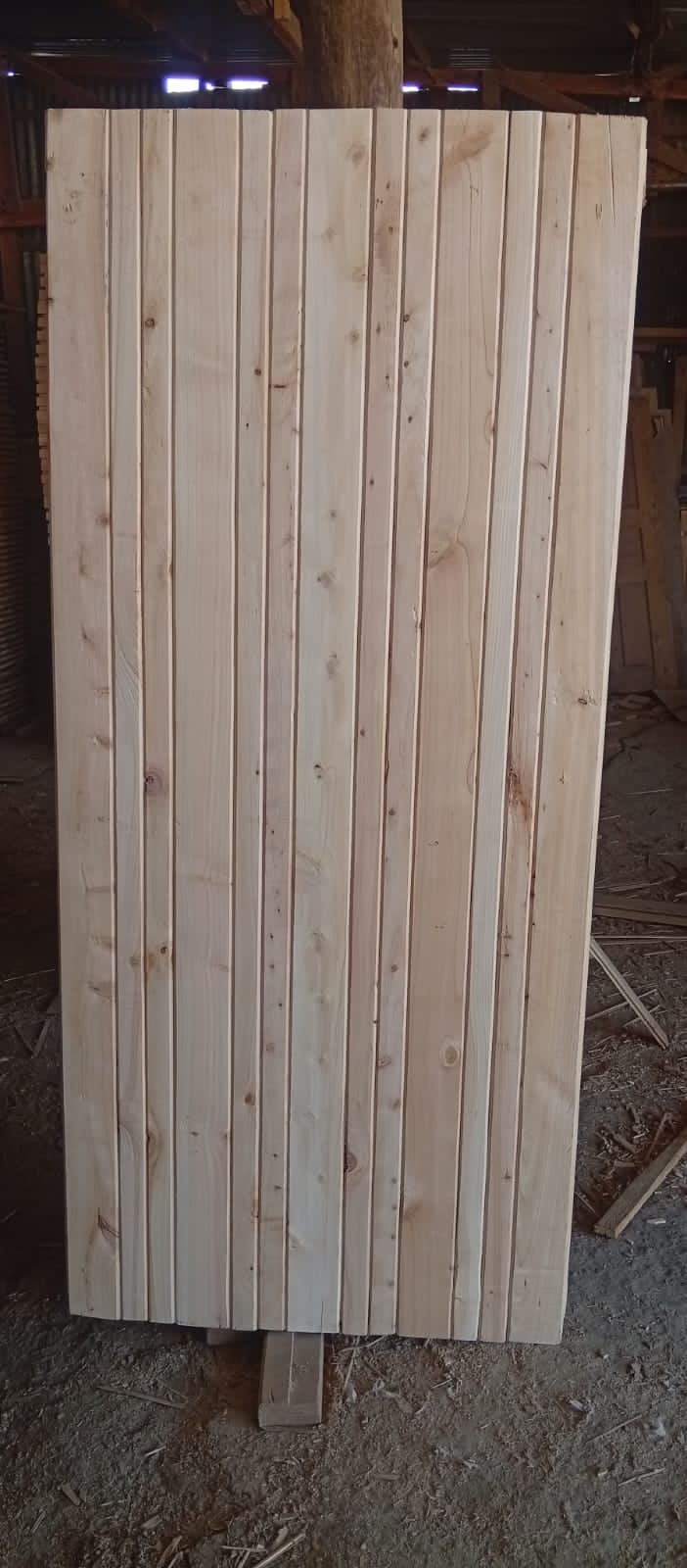 Button door